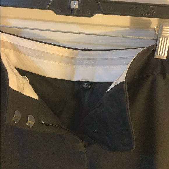 Ann Taylor Black Cuffed Pants - Size 8, Inseam 28 - Picture 2 of 4